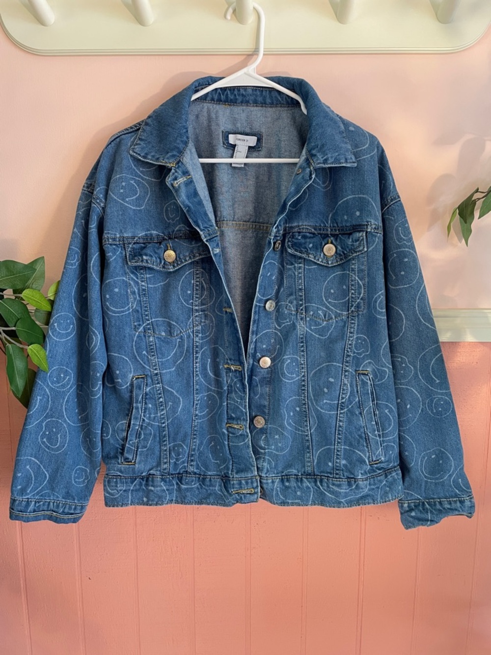 Forever 21 Oversized Smiley Face Denim Jacket 🙂